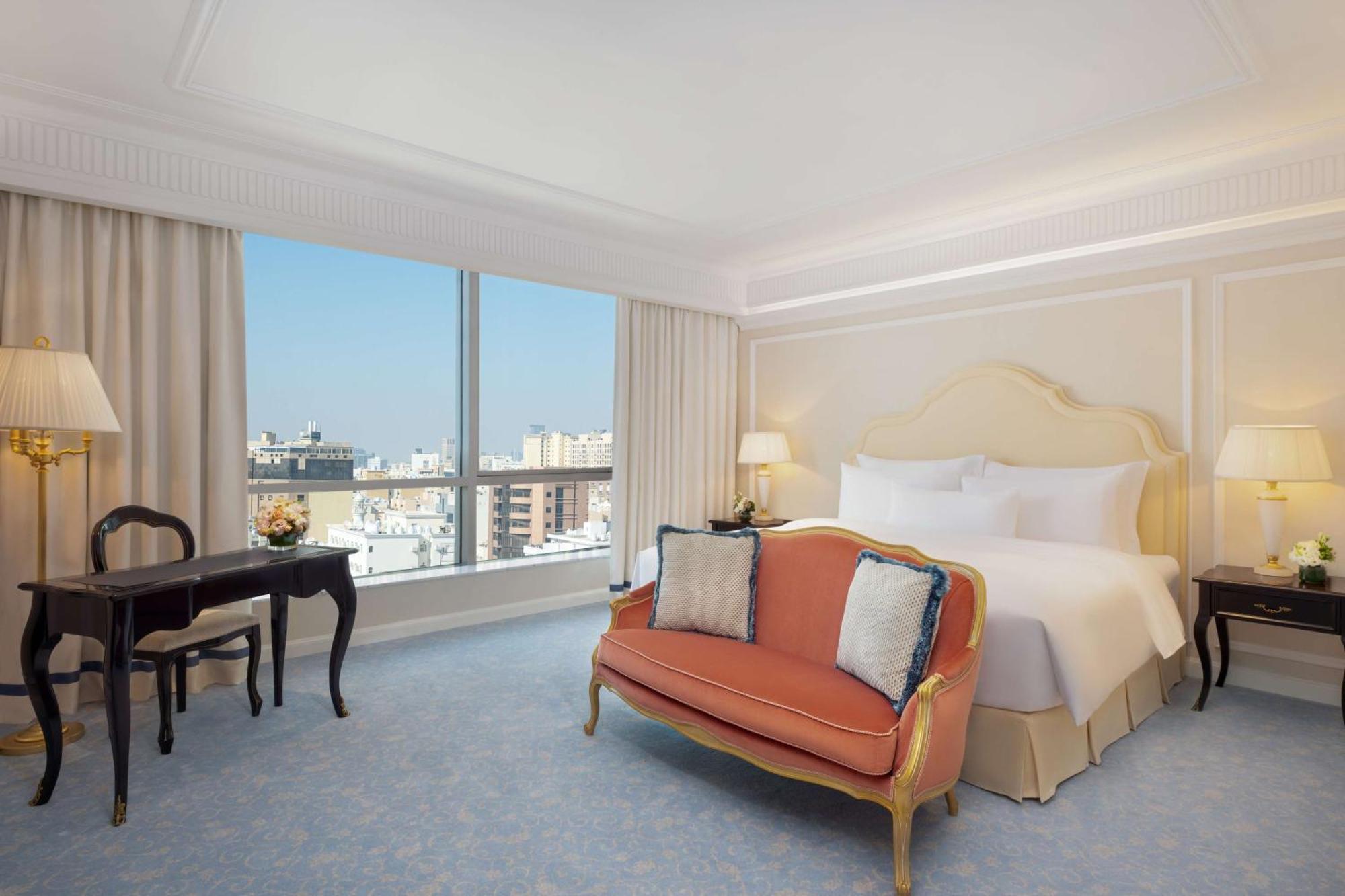 Grand Deluxe King Zimmer